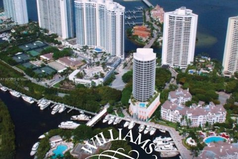 Condominio en venta en Aventura, Florida, 2 dormitorios, 149.29 m2 № 1404103 - foto 21