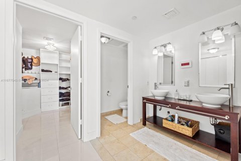 Copropriété à vendre à Miami, Floride: 3 chambres, 128.67 m2 № 1404107 - photo 14