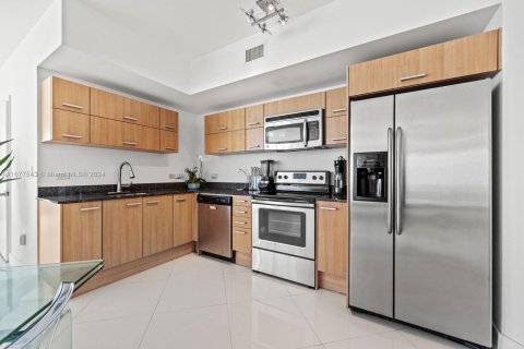 Copropriété à vendre à Miami, Floride: 3 chambres, 128.67 m2 № 1404107 - photo 3