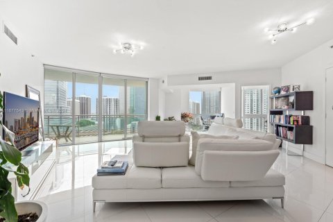 Copropriété à vendre à Miami, Floride: 3 chambres, 128.67 m2 № 1404107 - photo 6