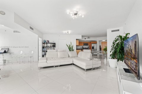 Copropriété à vendre à Miami, Floride: 3 chambres, 128.67 m2 № 1404107 - photo 7