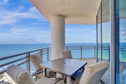 Copropriété à vendre à Hollywood, Floride: 3 chambres, 257.99 m2 № 1147385 - photo 13