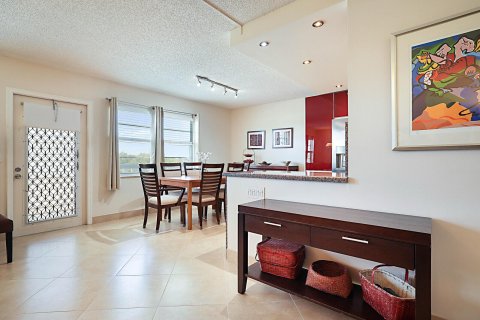 Copropriété à vendre à Deerfield Beach, Floride: 2 chambres, 92.9 m2 № 1127883 - photo 20