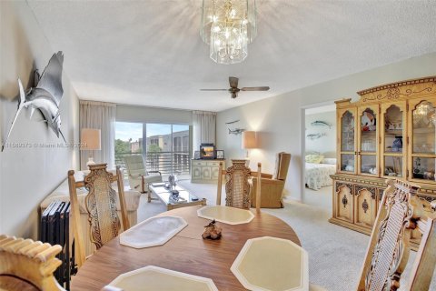 Condo in Dania Beach, Florida, 1 bedroom  № 1399819 - photo 23