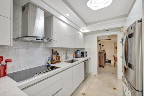 Купить кондоминиум в Авентура, Флорида 2 спальни, 162.58м2, № 1399820 - фото 18