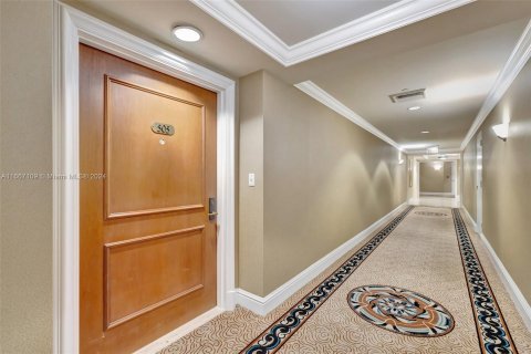 Condo in Aventura, Florida, 2 bedrooms  № 1399820 - photo 2