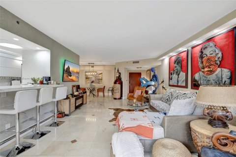 Condominio en venta en Aventura, Florida, 2 dormitorios, 162.58 m2 № 1399820 - foto 8