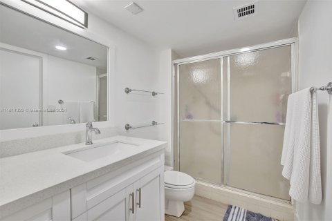 Condominio en venta en Miami, Florida, 3 dormitorios, 128.21 m2 № 1237680 - foto 12