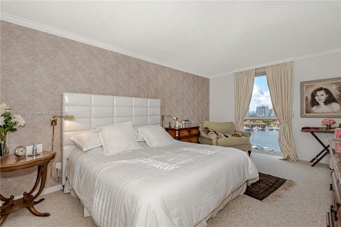 Condo in Aventura, Florida, 3 bedrooms  № 732665 - photo 19