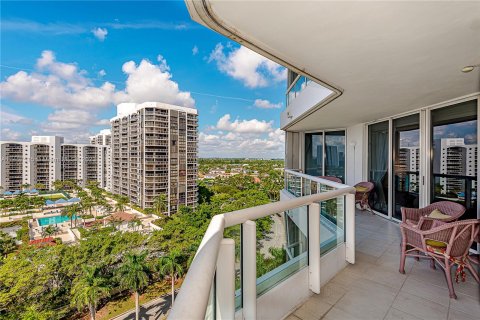 Copropriété à vendre à Aventura, Floride: 3 chambres, 173.73 m2 № 732665 - photo 26