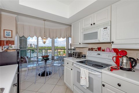 Copropriété à vendre à Aventura, Floride: 3 chambres, 173.73 m2 № 732665 - photo 7