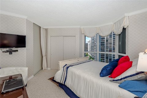 Condominio en venta en Aventura, Florida, 3 dormitorios, 173.73 m2 № 732665 - foto 16