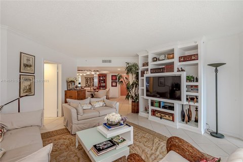 Condo in Aventura, Florida, 3 bedrooms  № 732665 - photo 4