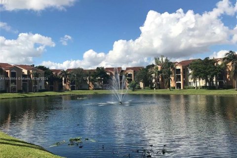 Condominio en venta en Miramar, Florida, 2 dormitorios, 89.74 m2 № 1329712 - foto 16