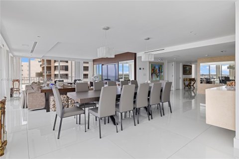 Copropriété à louer à Bal Harbour, Floride: 5 chambres, 306.58 m2 № 1292561 - photo 9