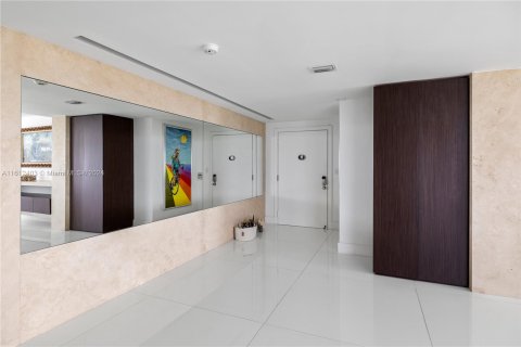 Copropriété à louer à Bal Harbour, Floride: 5 chambres, 306.58 m2 № 1292561 - photo 6