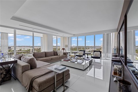 Copropriété à louer à Bal Harbour, Floride: 5 chambres, 306.58 m2 № 1292561 - photo 8