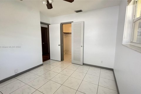 Casa en venta en Tamarac, Florida, 2 dormitorios, 93.65 m2 № 1333354 - foto 18