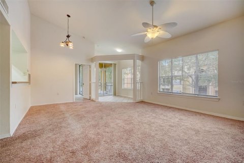 Condo in Orlando, Florida, 2 bedrooms  № 1322439 - photo 11