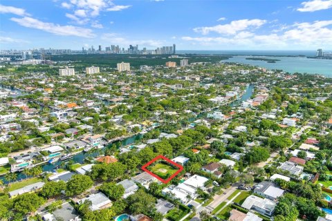Купить земельный участок в Норт-Майами, Флорида № 940293 - фото 5