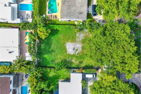 Terrain à vendre à North Miami, Floride № 940293 - photo 2