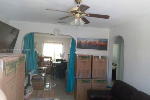 Condominio en venta en Miami, Florida, 2 dormitorios, 72.46 m2 № 1187150 - foto 7