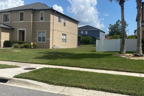 Casa en venta en Kissimmee, Florida, 5 dormitorios, 253.72 m2 № 1288536 - foto 7