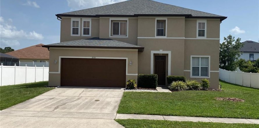 House in Kissimmee, Florida 5 bedrooms, 253.72 sq.m. № 1288536