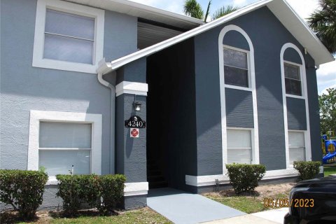 Condo in Orlando, Florida, 3 bedrooms  № 1280631 - photo 1