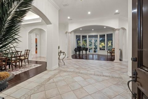 Villa ou maison à vendre à Tampa, Floride: 5 chambres, 604.79 m2 № 1386528 - photo 8