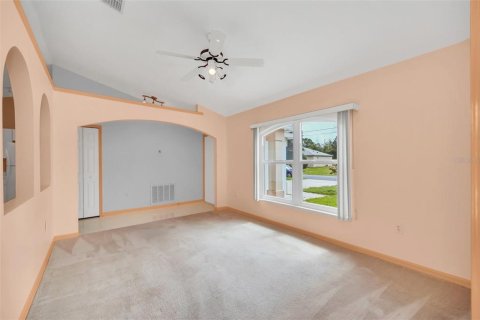 Villa ou maison à vendre à Kissimmee, Floride: 3 chambres, 133.78 m2 № 1286694 - photo 5