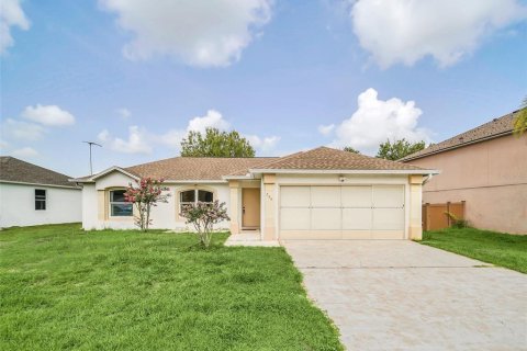 Villa ou maison à vendre à Kissimmee, Floride: 3 chambres, 133.78 m2 № 1286694 - photo 1