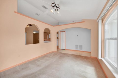 Villa ou maison à vendre à Kissimmee, Floride: 3 chambres, 133.78 m2 № 1286694 - photo 6