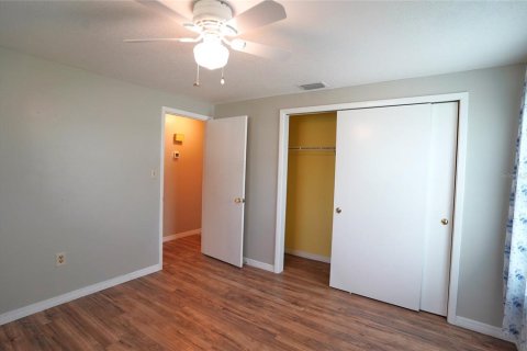 Casa en venta en Port Charlotte, Florida, 3 dormitorios, 150.04 m2 № 646577 - foto 27