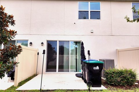 Touwnhouse à vendre à Orlando, Floride: 3 chambres, 126.25 m2 № 1393035 - photo 19