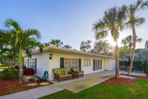 Copropriété à vendre à Bradenton, Floride: 2 chambres, 68.1 m2 № 1357945 - photo 29