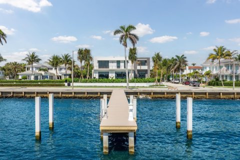 Villa ou maison à vendre à West Palm Beach, Floride: 8 chambres, 732.72 m2 № 1077581 - photo 24