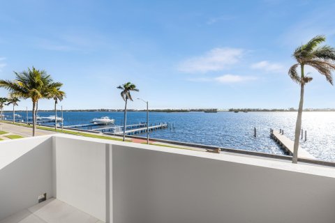 Villa ou maison à vendre à West Palm Beach, Floride: 8 chambres, 732.72 m2 № 1077581 - photo 5