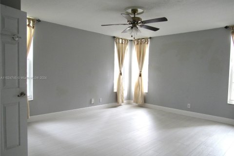 Copropriété à vendre à Pompano Beach, Floride: 3 chambres, 129.13 m2 № 983156 - photo 6