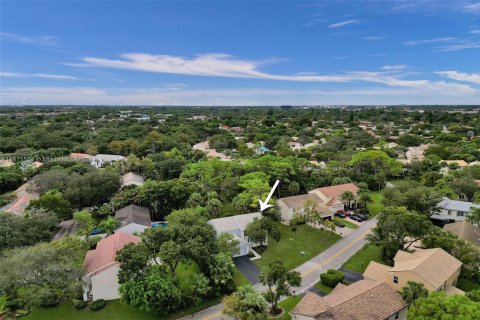 Villa ou maison à vendre à Coral Springs, Floride: 4 chambres, 202.16 m2 № 1399967 - photo 10