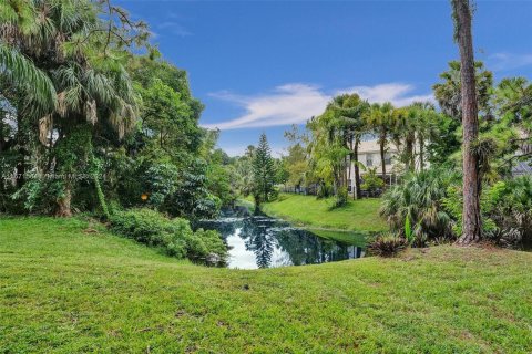 Villa ou maison à vendre à Coral Springs, Floride: 4 chambres, 202.16 m2 № 1399967 - photo 8