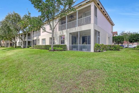 Condo in Wellington, Florida, 3 bedrooms  № 1159474 - photo 14