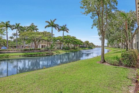 Condo in Wellington, Florida, 3 bedrooms  № 1159474 - photo 13