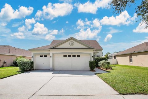 House in Trinity, Florida 4 bedrooms, 205.13 sq.m. № 1416365 - photo 1