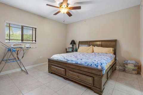 Condo in Palm Beach Gardens, Florida, 3 bedrooms  № 1231233 - photo 15