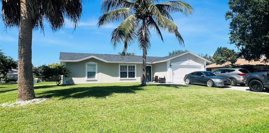 Villa ou maison à PORT ST LUCIE à Port St. Lucie, Floride 3 chambres, 122.54 m2 № 1389396