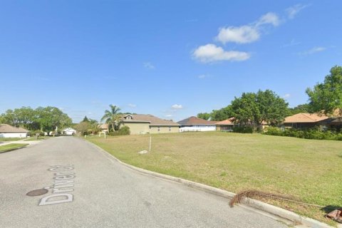 Terreno en venta en Titusville, Florida № 1387544 - foto 4