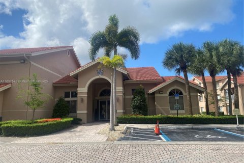 Copropriété à louer à Miami, Floride: 2 chambres, 100.71 m2 № 1333707 - photo 16