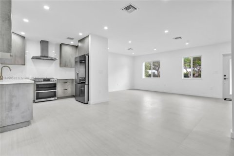 Casa en venta en South Miami, Florida, 3 dormitorios, 122.54 m2 № 1333288 - foto 8