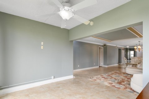 Condo in Boca Raton, Florida, 2 bedrooms  № 1161705 - photo 19